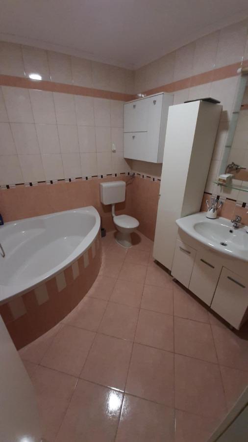 Apartments Ljube Makarska Exterior foto